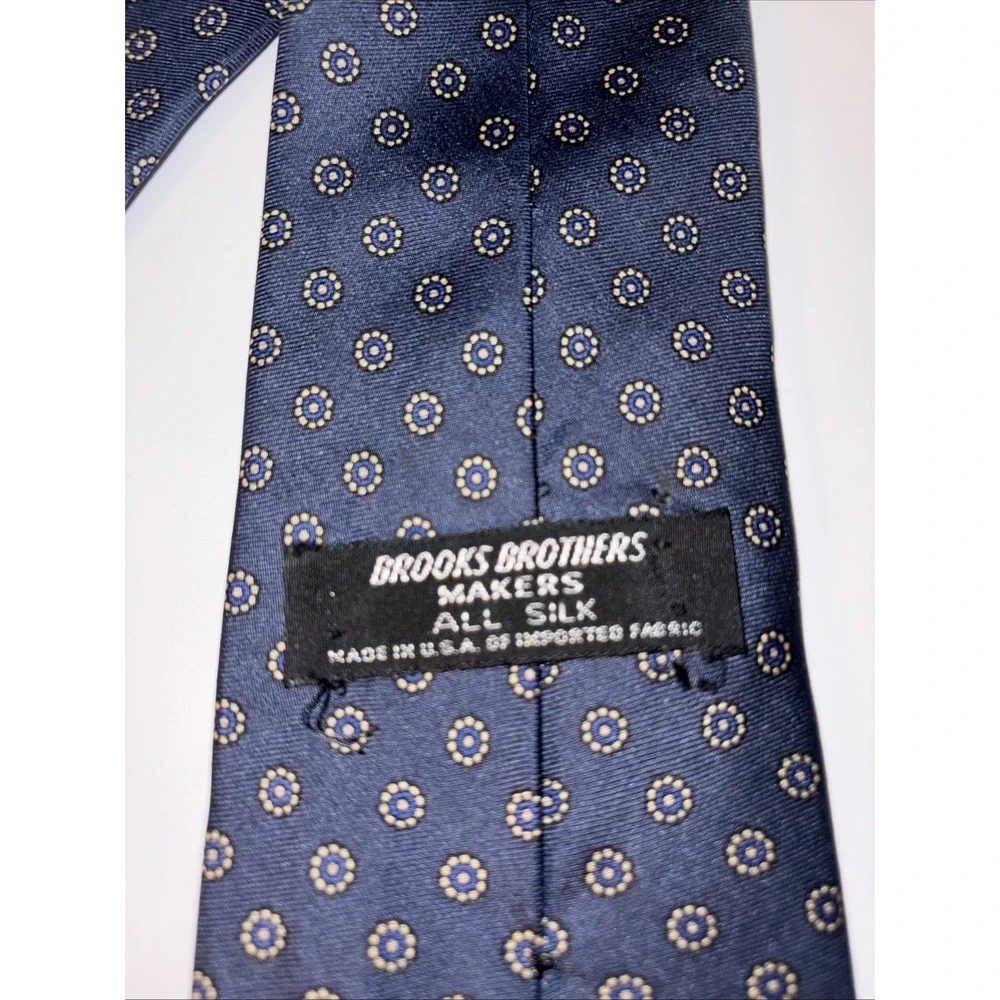 Brooks Brothers Men's Woven Silk Tie Navy Light Blue Floral Flower Designer